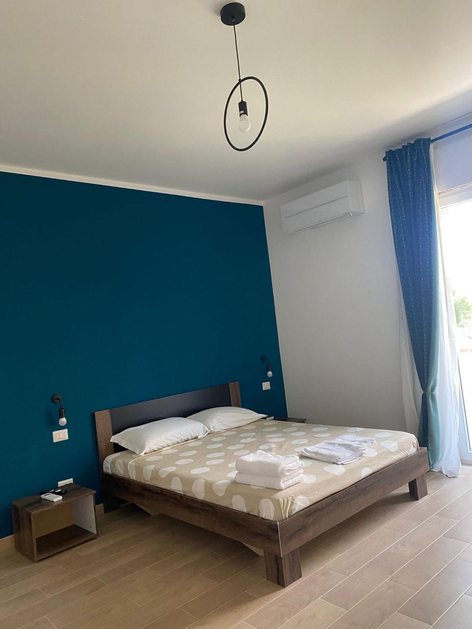 Maniva Bed & Breakfast *