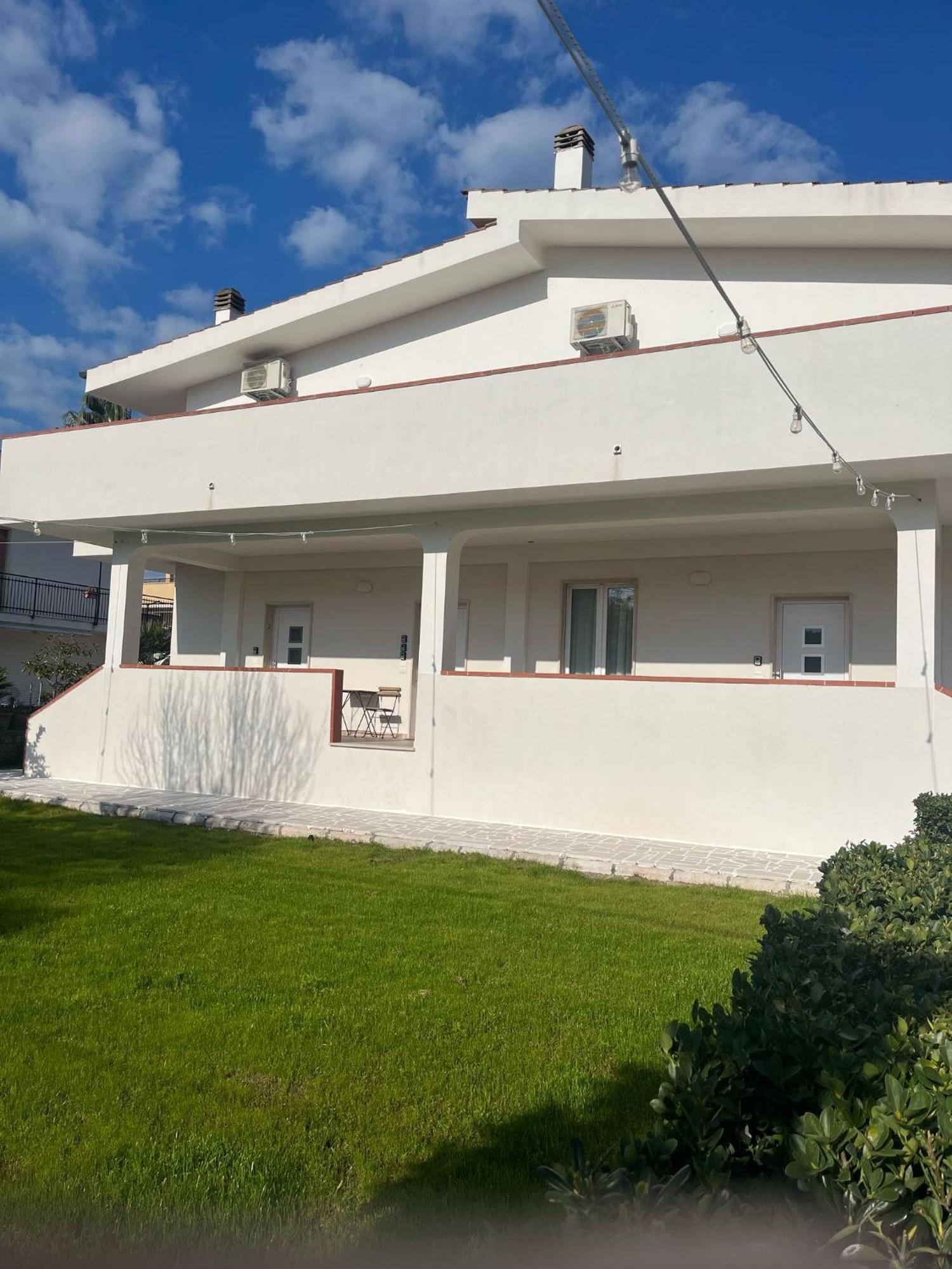 Maniva Bed & Breakfast *